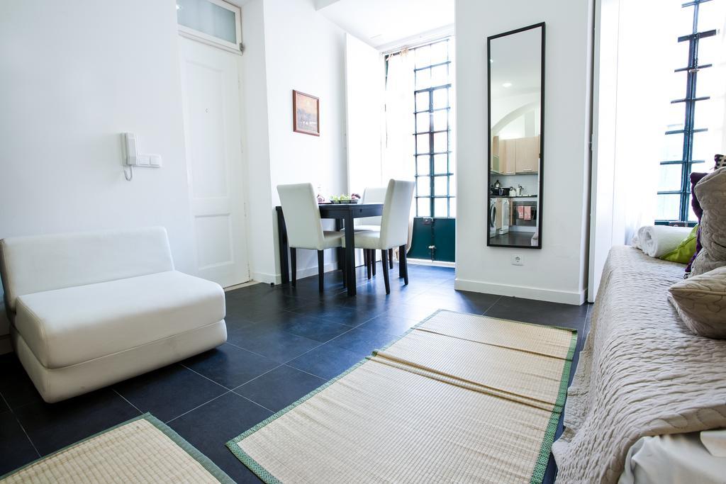 Downtown Apartments Bica Lisbon Exterior photo